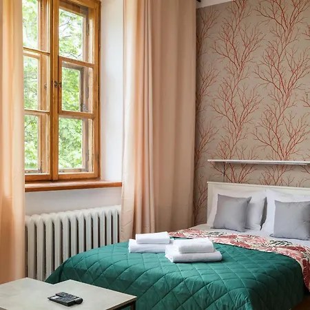 Апартаменты Parkland Homely