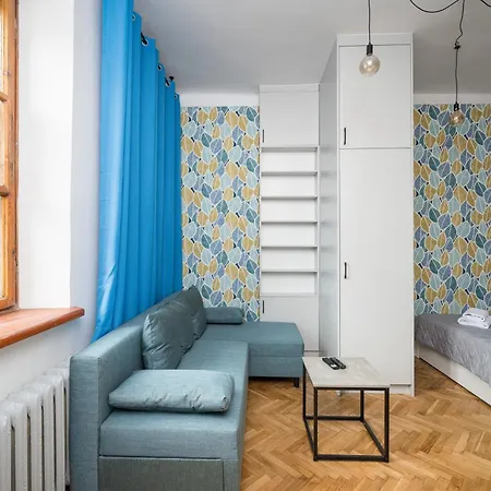 Апартаменты Parkland Homely