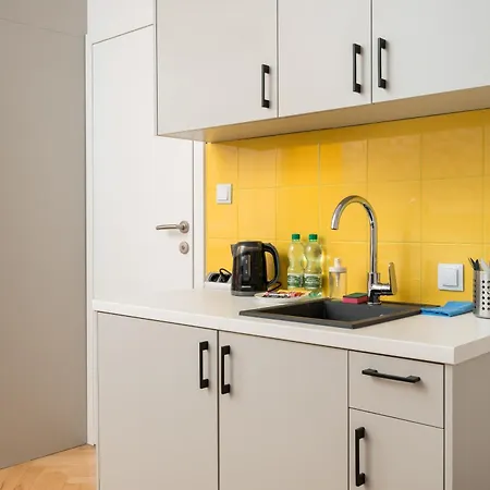 Апартаменты Parkland Homely