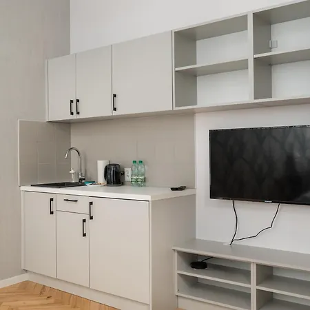 Parkland Homely Warsaw