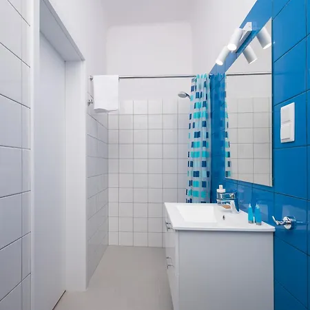 Parkland Homely Apartment
