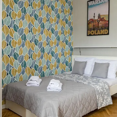 Parkland Homely Apartment Warsaw