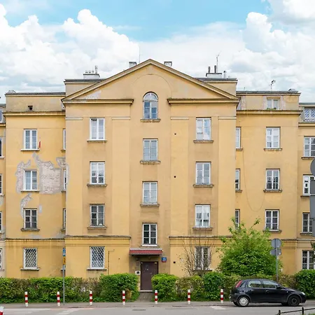 Parkland Homely Warsaw