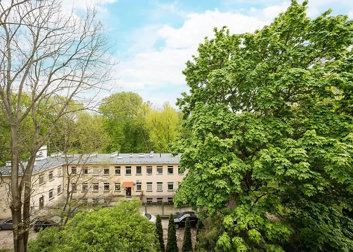 Parkland Homely * Varsó