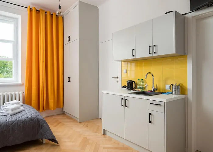 Parkland Homely * Varsó