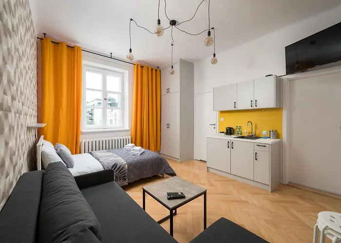 Parkland Homely Varsó