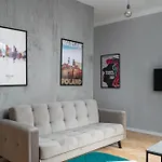 Parkland Homely アパート ワルシャワ
