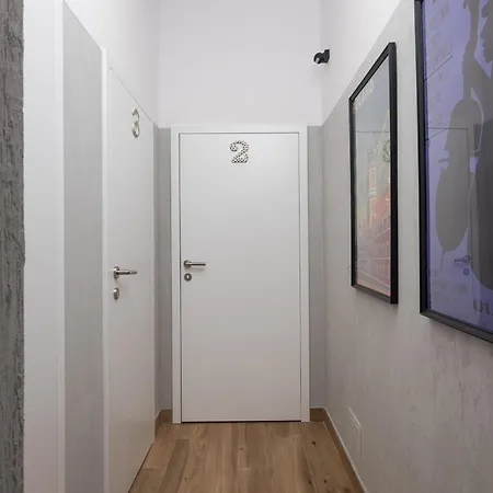 Parkland Homely Daire